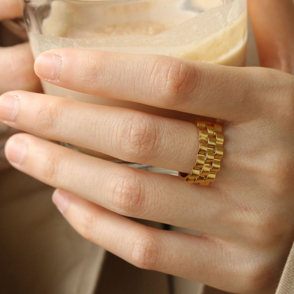 Empreinte D'amour 18K Gold Plated Wave Ring